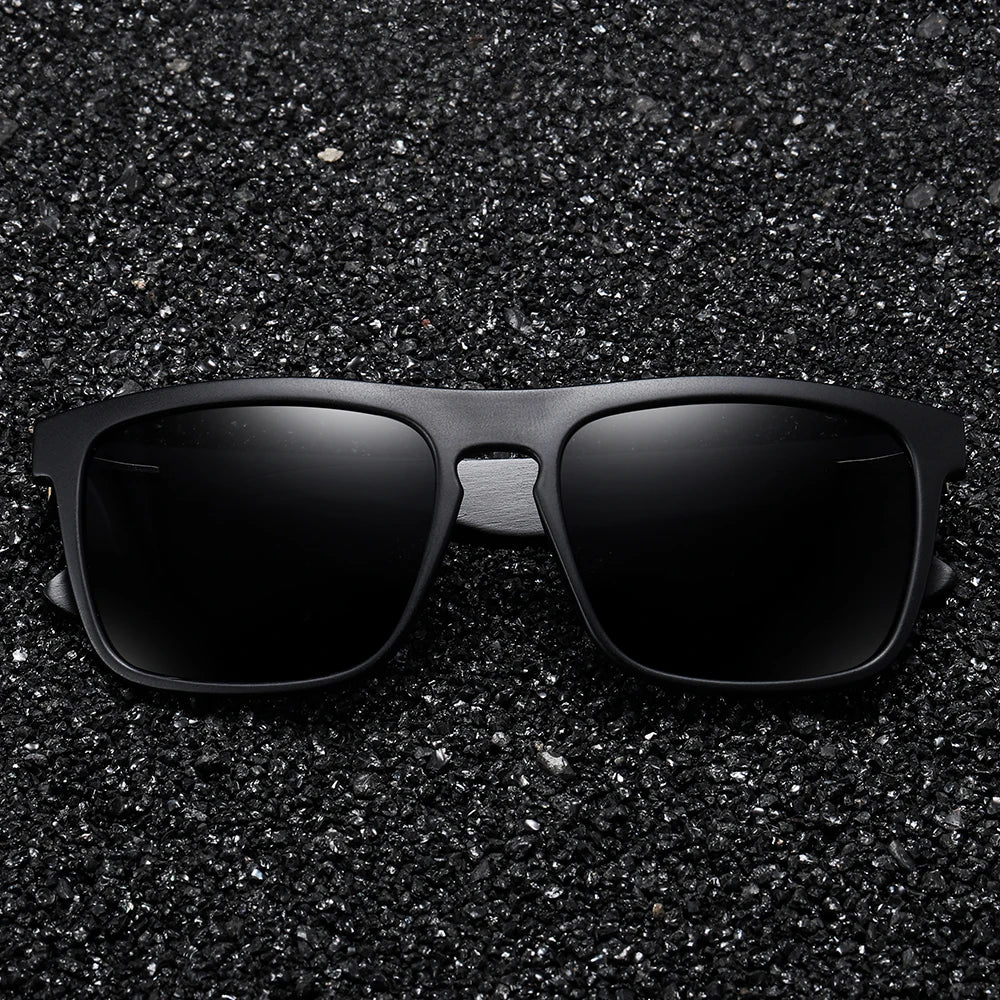 New Arrivals Black Wooden Polarized Sunglasses for Men Bamboo Sunglasses Red UV400 Lenses Fashion Driving Shades Carton S5523